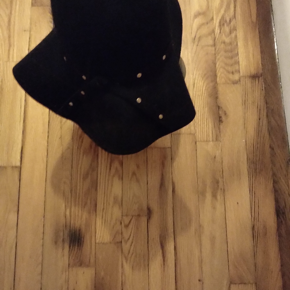 hat - Picture 4 of 6